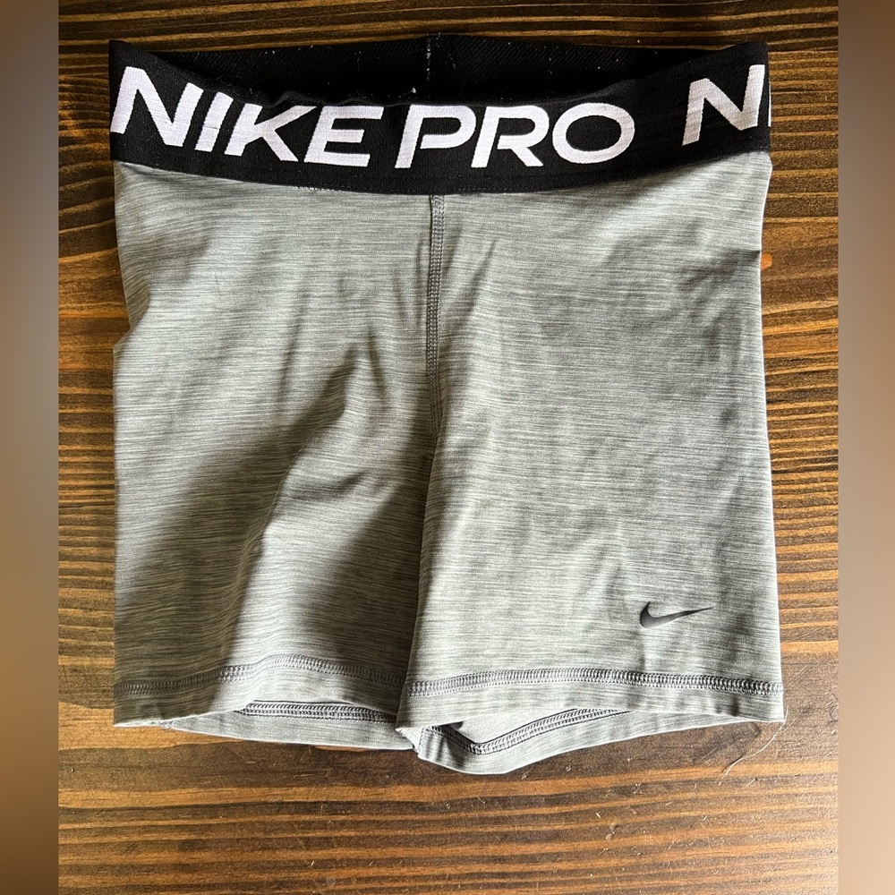 Nike Pro Dri-FIT Heather Gray Spandex Shorts